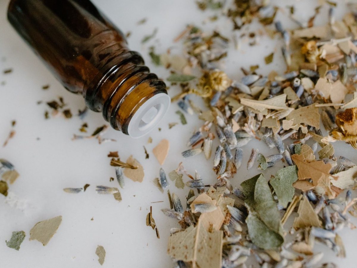 Naturopathie : définition, limites et conseils avant consultation
