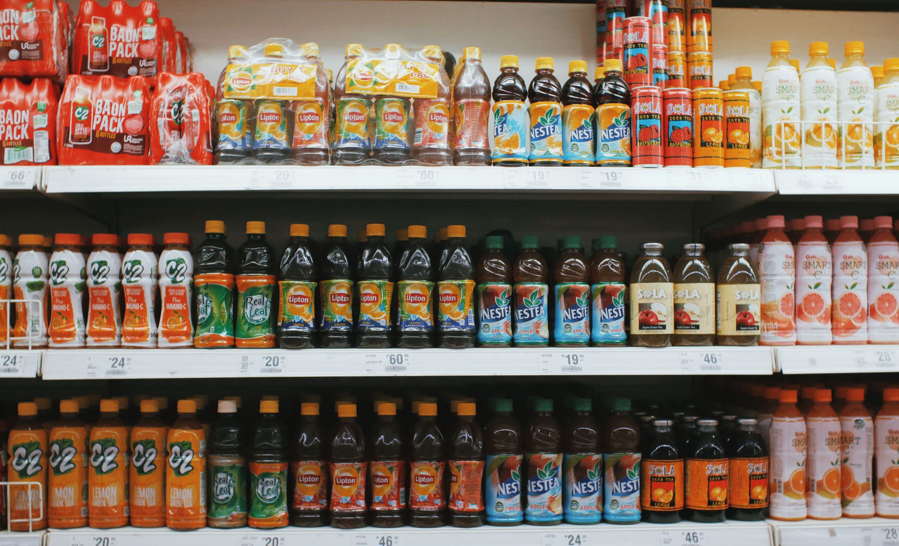 Boisson énergisante naturelle : guarana, thé vert et Holy Energy face aux sodas